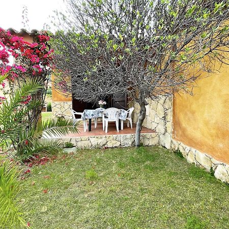 Erika Villa Castiadas Exterior foto